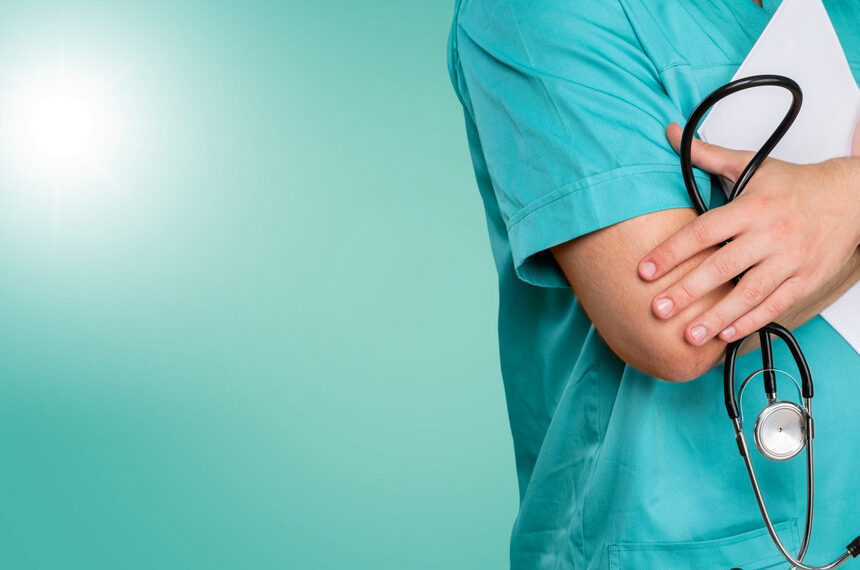 Nou record de candidați înscriși la medicină. Printre ei 35 de premianţi ai olimpiadelor naţionale şi internaţionale