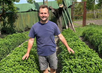 S-a întors din Austria și face bani dintr-o afacere cu mentă. În 4 luni câștigă cât într-un an