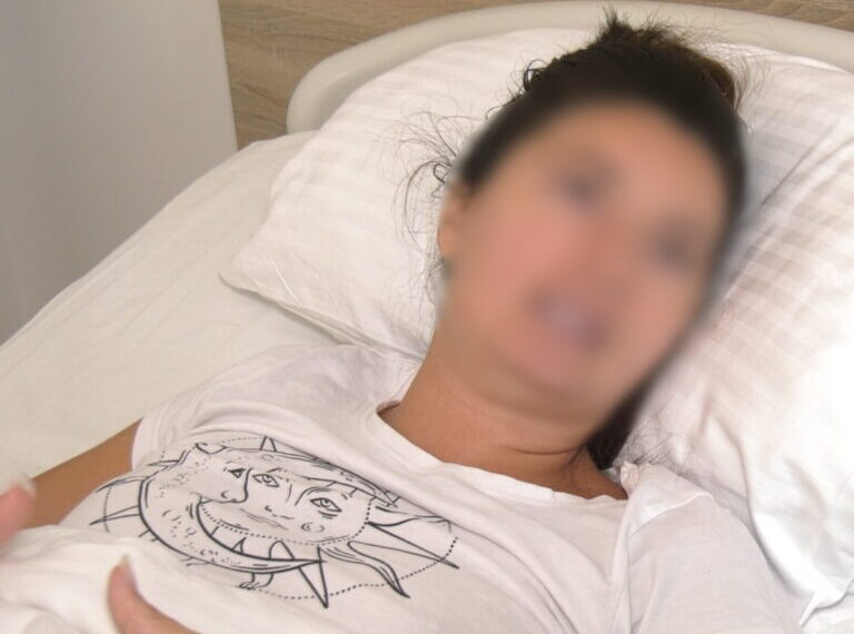 Povestea primei românce care a primit un femur de la un donator prin bancă osoasă: “Mama mea l-a găsit pe medic pe reţelele de socializare”