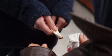 14 ani și 4 luni de închisoare pentru „Baba” dealer de droguri