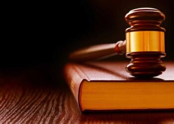 CCR a decis: Curtea de apel nu este competentă să se pronunțe asupra temeiniciei urmăririi sau condamnării pentru care autoritatea străină cere extrădarea, nici asupra oportunității extrădării
