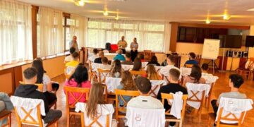 „Lucrător de tineret” program de formare profesională