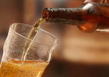 1,8 milioane de sticle de bere au fost retrase de la comercializare de către ANPC