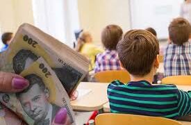 Elevii vor putea fi sancționați cu retragerea bursei temporar sau pe întreg anul școlar