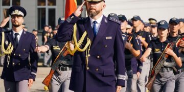 GALERIE. O promoție specială a Şcolii de Pregătirea a Agenților Poliției de Frontieră ”Avram Iancu” Oradea a depus jurământul