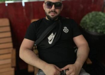 Începe judecarea  „pistolarului” din magazinul de pe B-dul Decebal. Sergiu Boșca mai are două condamnări recente