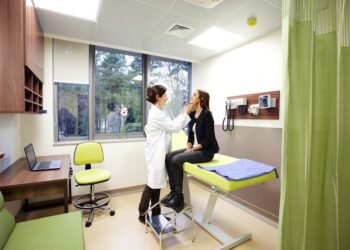 106 cabinete de medicină de familie din Bihor vor fi reabilitate și dotate prin PNRR