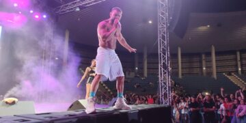 Dorian Popa deschide petrecerea la Zilele Aleșdului