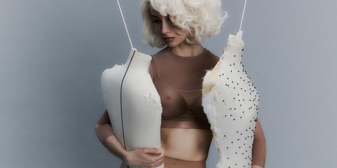 Orădeanca Gwyneth Olympia Sabău,  ședință foto exclusivă cu Creative Fashion Editor de la Harper’s Bazaar Italia