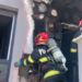 Incendiu la parterul unui bloc de 10 etaje din Nufărul. Pompierii au reușit să salveze bunuri de o valoare semnificativă