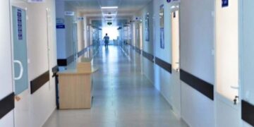 Intervenție chirurgicală rară la o femeie care avea o tumoră genitală de mari dimensiuni – 15 kilograme