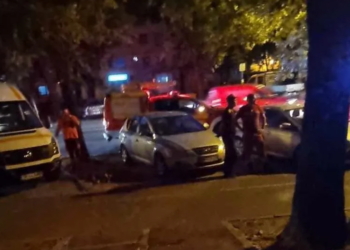 Tânără de 33 de ani, găsită moartă în baie