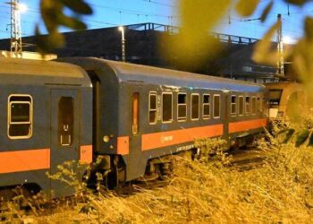 Dezastru feroviar: InterCity -ul care circula pe ruta Cluj-Napoca – Budapesta a deraiat