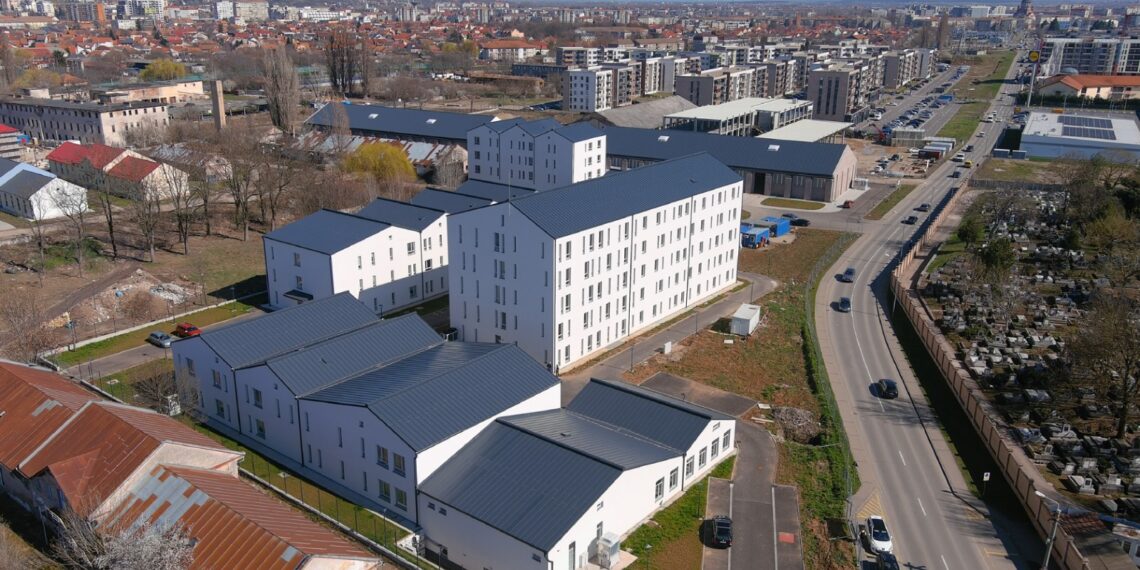 Campusul dual, inaugurat azi cu Ciucă și Deca