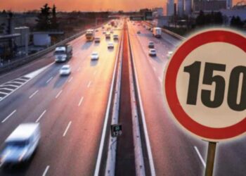 CCR: conducătorul de vehicul trebuie să respecte regimul legal de viteză și să o adapteze în funcție de condițiile de drum, astfel încât să poată efectua orice manevră în condiții de siguranță