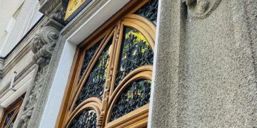 Comisar șef trimis în control judiciar pentru  instigare la fals în declarații, instigare la complicitate la fals în declarații și instigare la abuz în serviciu