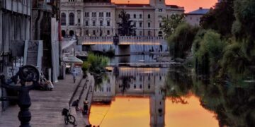 Toamna astronomică își intră azi în drepturi.Ziua scade treptat iar noaptea devine mai lungă, până la solstițiul de iarnă din 21 decembrie