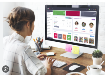 Care sunt școlile din Bihor unde va fi folosit catalogul electronic. Ce avantaje sunt