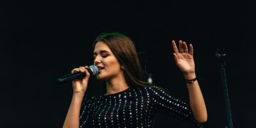 Legendara trupa Gipsy Kings, concert alături de castigatorul Grammy, Diego Bailardo, la Băile Felix. Vedeta locală, Christina Pantea, alături de staruri