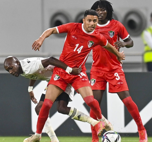 Povestea fotbalistului salontan Yasin Hamid, care a semnat cu echipa numărul 1 din Libia!”Un șoim din naționala Sudanului a ales să zboare din Bab Bin Ghashir”, a anunțat Al-Ittihad Tripoli transferul