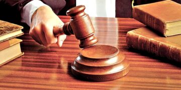 CCR: instanța sesizată de creditor poate impune penalități debitorului când obligația nu este evaluabilă în bani până la executarea obligației prevăzute în titlul executoriu