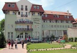 Doua scoli din Bihor au primit 2 milioane de lei pentru programul „Primul student din familie”