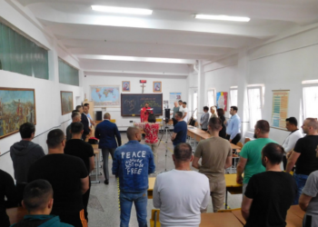 Școala din penitenciar. Zeci de deținuți din Oradea aleg să studieze pentru reintegrare socială