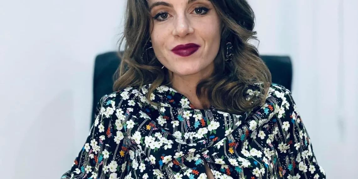 Cine e avocata care va participa la realizarea codului de conduită al AI