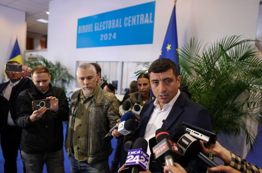 George Simion și-a înregistrat candidatura pentru Cotroceni, la BEC