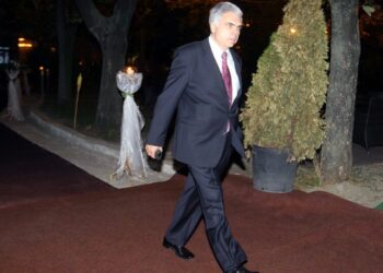 Adrian Severin a pierdut la CEDO procesul împotriva României