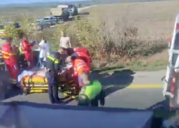 Un bărbat a murit în urma accidentului de ieri de la Sacadat când o mașină s-a izbit de un cap de pod
