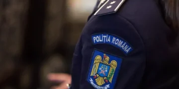 Perioada în care un ofiţer de poliţie, licenţiat în ştiinţe juridice, a îndeplinit funcţii de specialitate juridică, poate fi luată în considerare, în vederea acordării pensiei de serviciu