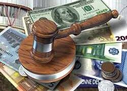 ÎCCJ: instanţa de executare stabileşte dobânzi, penalităţi sau alte sume care se cuvin de plin drept creditorului şi în cazul în care acesta solicită penalităţi de întârziere prevăzute în contract