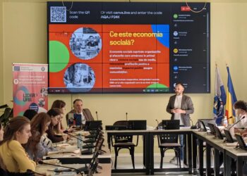 Studenții de la Științe Economice descoperă antreprenoriatul social la Universitatea din Oradea