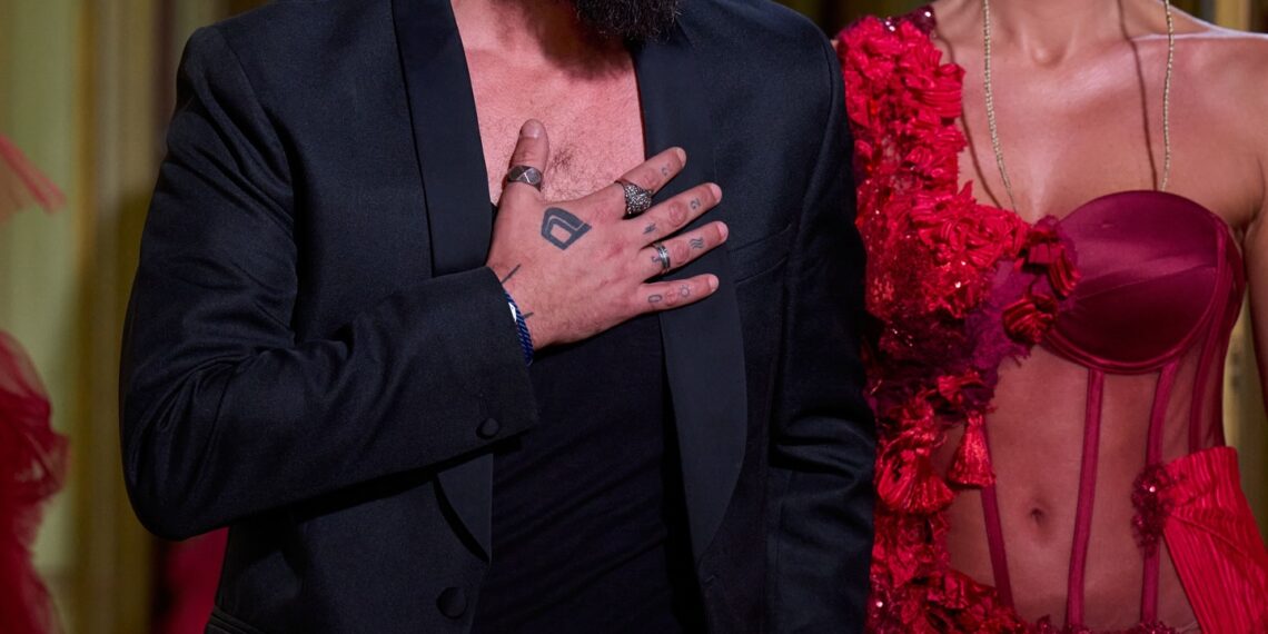 Orădeancă Crina Abrudan, la 46 de ani, pe podiumul  Paris Fashion Week