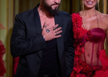 Orădeancă Crina Abrudan, la 46 de ani, pe podiumul  Paris Fashion Week