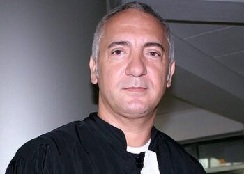 Avocatul vedetelor, trimis în judecata. Ar fi cerut date secrete unui polițist