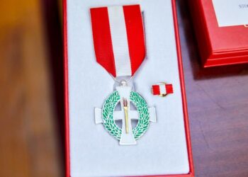 Doua scoli din Bihor, decorate de Președintele Romaniei