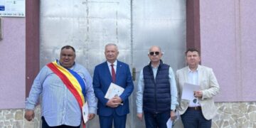 A murit primarul Ioan Man, la 51 de ani. Suferea de o boala gravă. Soția sa, Apolonia, preia conducerea Primăriei Finiș