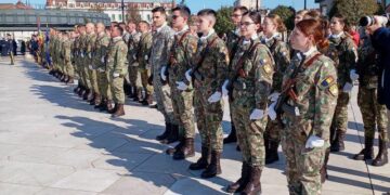 Medicii militari pregătiți la Oradea, care in vremuri de război, vor face parte din prima linie, au depus jurământul
