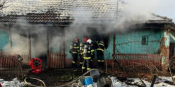 Moarte violenta. Un bărbat din Galospetreu, găsit carbonizat în casa