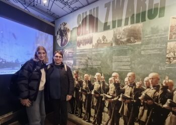 Eleva Andreea Iacob din Aleșd premiată la Concursul Național „Istoria evreilor. Holocaustul”