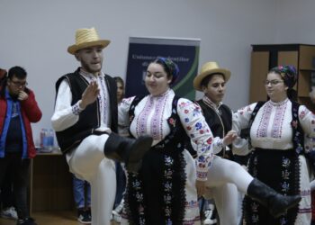 UniFEST 2024 – Studenții de la Viziunea Studențească Eco s-au întrecut în… plăcinte