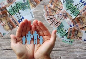 Stabilirea persoanei în sarcina căreia revine obligația de plată a onorariilor necesare efectuării evaluării medicale și a celei psihologice în procesele privind reexaminarea măsurii sub interdicție judecătorească