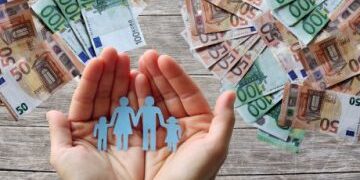 Stabilirea persoanei în sarcina căreia revine obligația de plată a onorariilor necesare efectuării evaluării medicale și a celei psihologice în procesele privind reexaminarea măsurii sub interdicție judecătorească