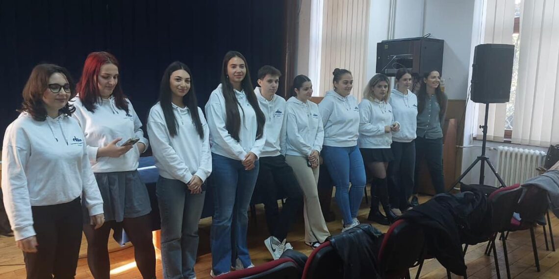 ELSA Oradea cu „Caravana Juridică” la Colegiul Național „Emanuil Gojdu”