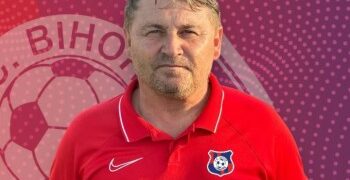 Regele a murit, trăiască Regele. Noul antrenor a lui FC Bihor a mai promovat echipa în Liga I