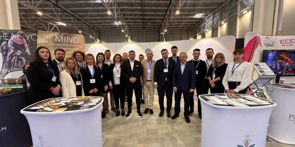 Pentru prima oară în același stand. Primaria Sanmartin, Asociația de Promovare a Turismului în Stațiunile Băile Felix și Băile 1 Mai,  hotelierii și pensiunile la Târgul de Turism al României