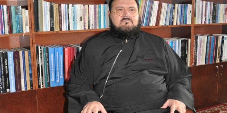 P.S. Petroniu, fostul vicar arhiereu de Oradea, contracandidat al PS Sofronie, excursii de lux pe banii Episcopiei în :Miami, Seychelles, Bahrain, Dubai…Ar avea 49 de imobile si mașini de lux