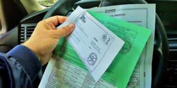 CE solicită României să transpună integral Directiva privind asigurarea auto